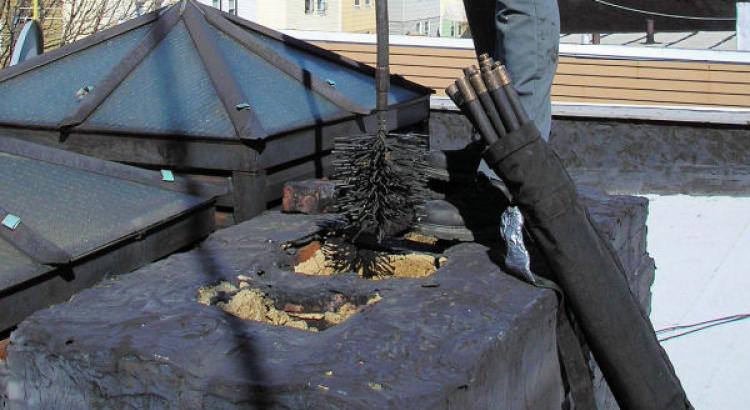 Xalq tabobatidan foydalangan holda pechkalar va kaminlarning bacalarini tozalang: tozalash usullari va texnologiyasi